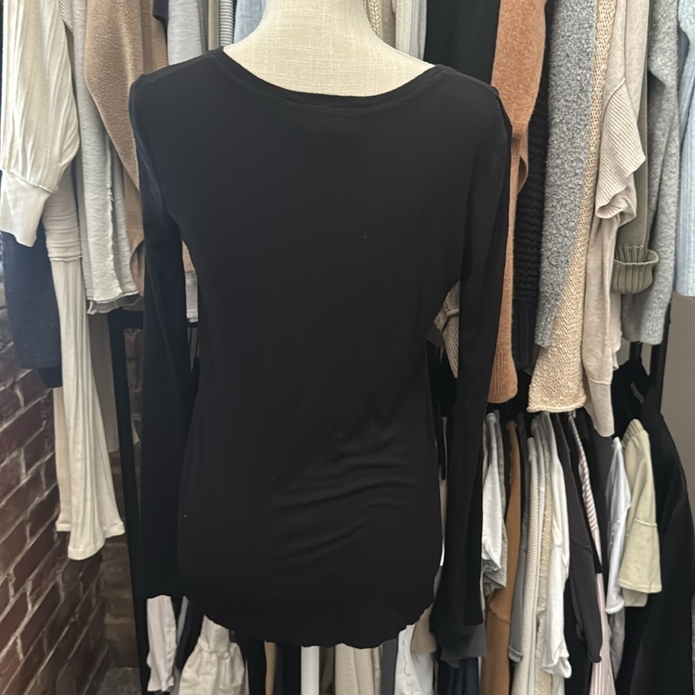 BCBGMAXAZRIA RIBBED TEE - Picture 3 of 7